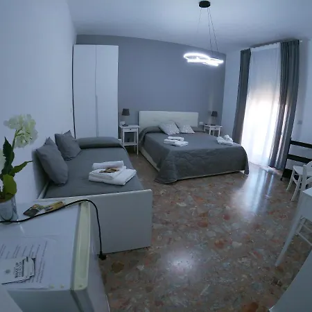 La Giara Art Bed & Breakfast Gallipoli